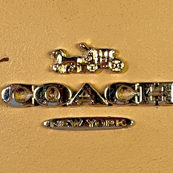 Coach Beechwood Floral/Gold Accordion Zip-Wallet | - Pre-owned - Picture 15 of 16